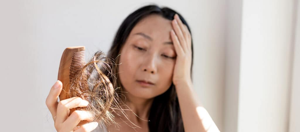 Reasons for Hair Falling Out in Women